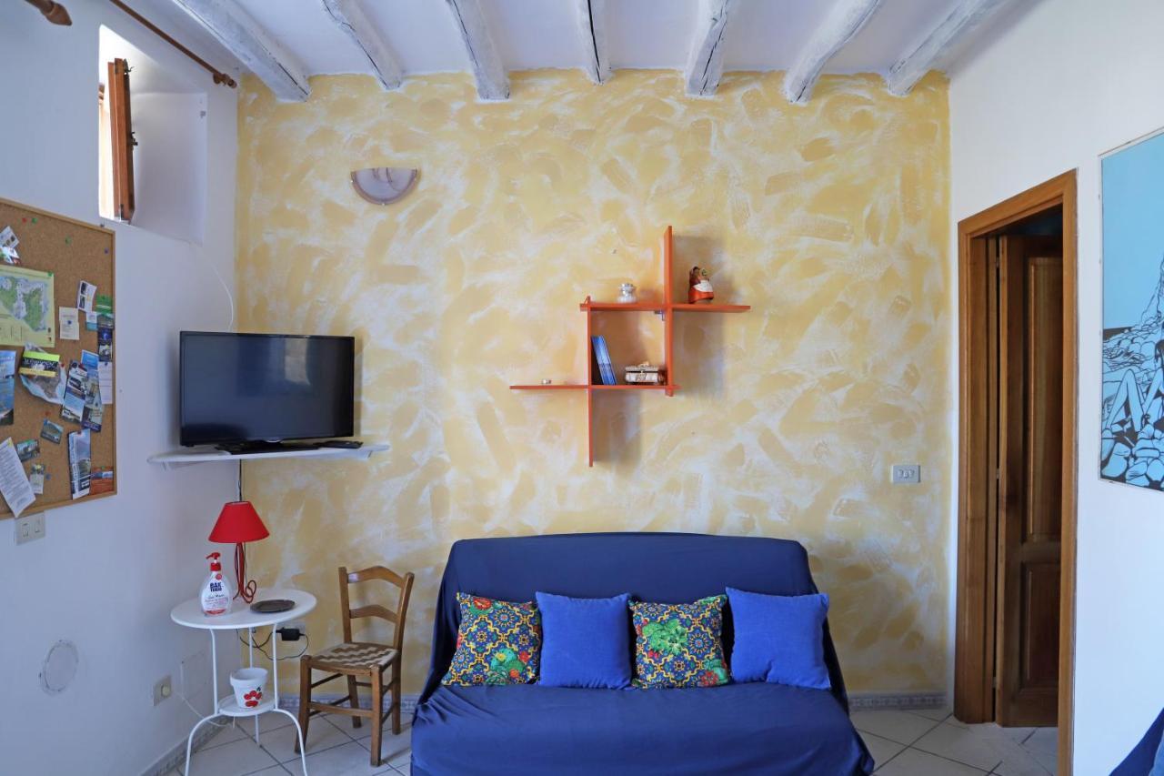 הוילה מאלפה Casa Vacanze Lorenzo מראה חיצוני תמונה