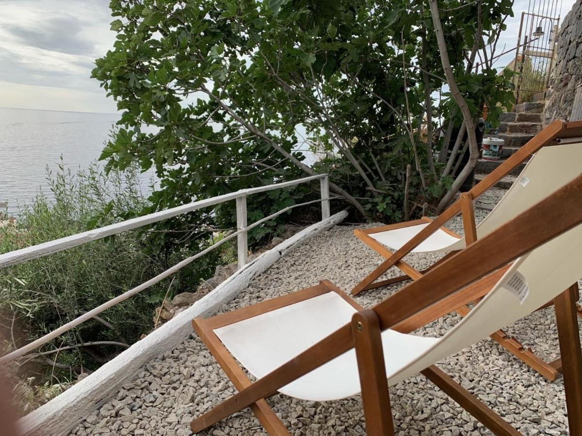 הוילה מאלפה Casa Vacanze Lorenzo מראה חיצוני תמונה