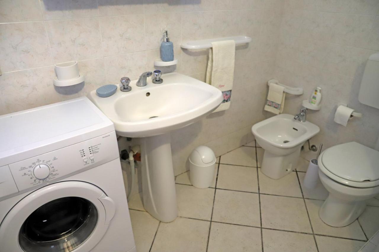 הוילה מאלפה Casa Vacanze Lorenzo מראה חיצוני תמונה
