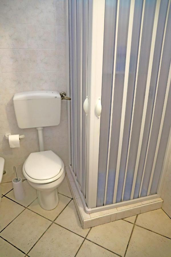 הוילה מאלפה Casa Vacanze Lorenzo מראה חיצוני תמונה